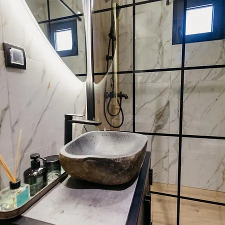 Azalea Alpstuga Divčibare